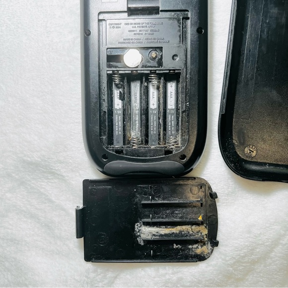 TEXAS Instruments TI-89 Titanium Advanced Graphing Calculator - Picture 6 of 8